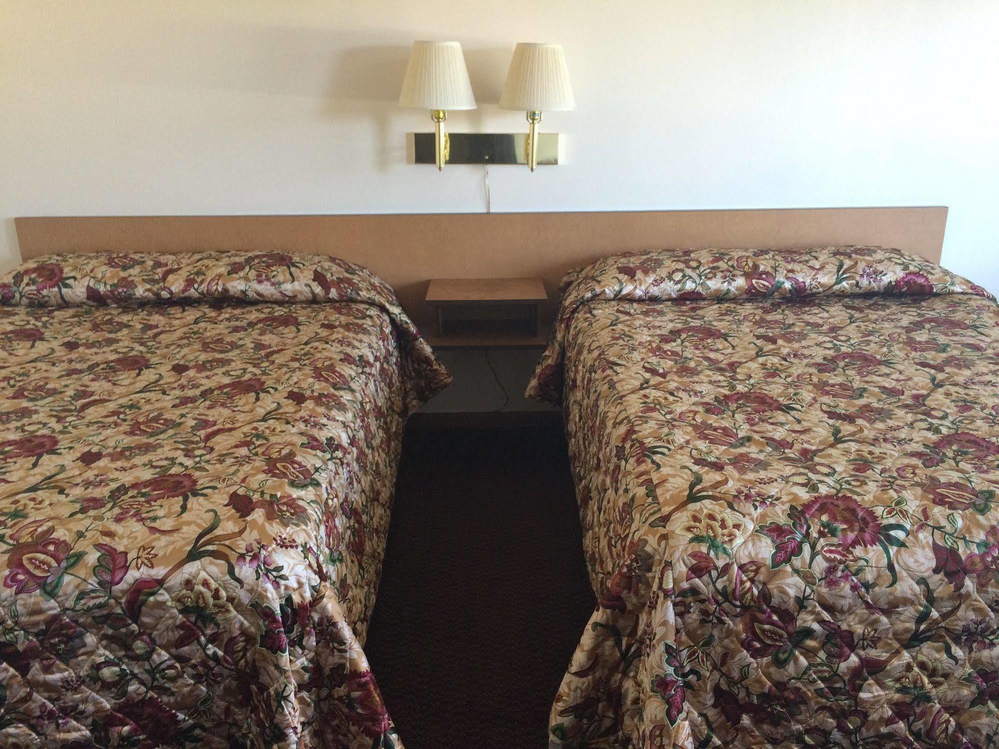 Greenway Motel Редмонд Экстерьер фото